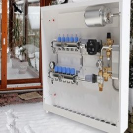 Монтаж коллекторного шкафа отопление + вода во Львове, Львовской области