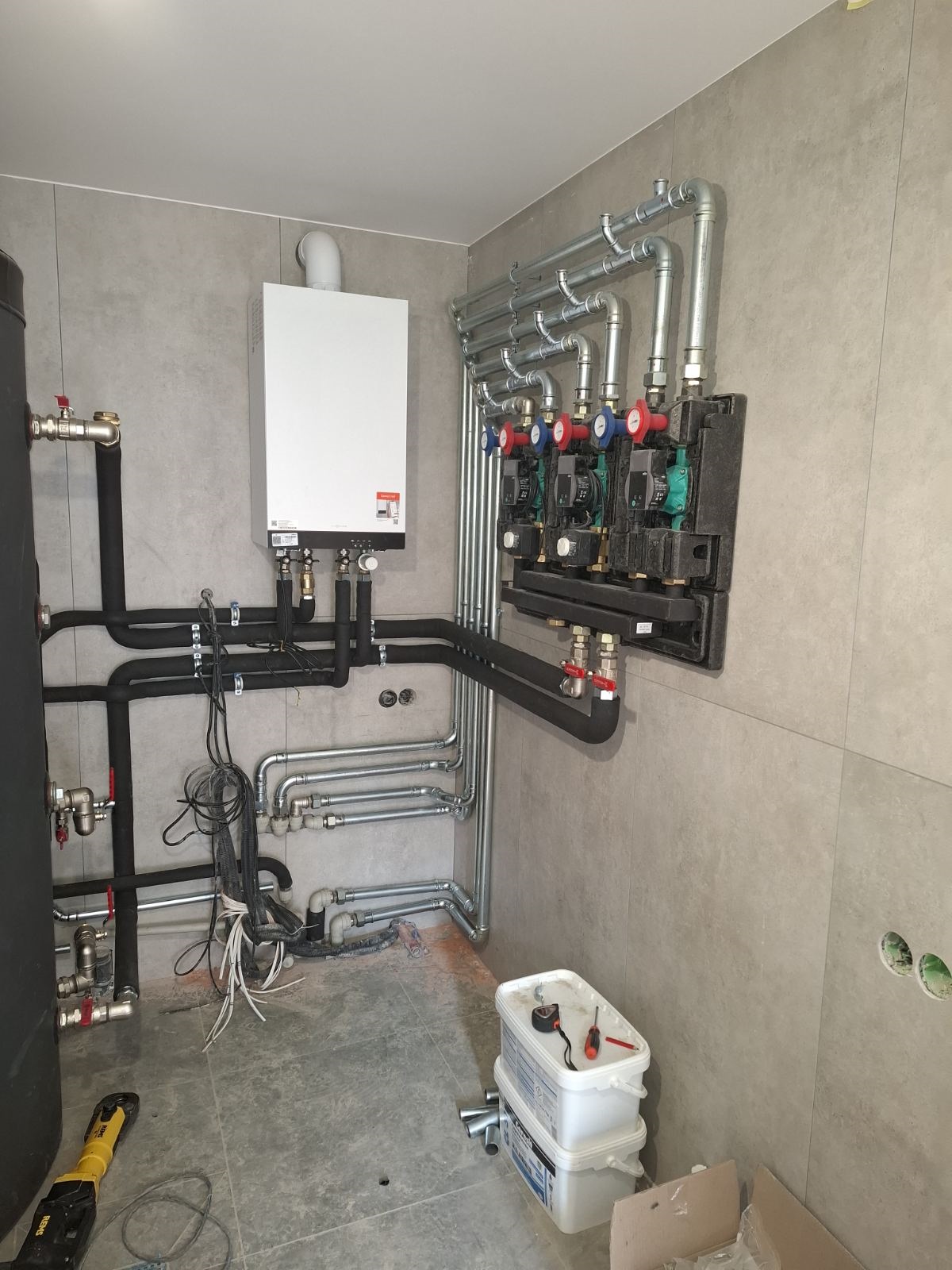 монтаж опалення унідім